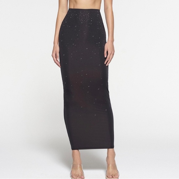 NWT Swarovski × Skims Jelly Sheer Tube Maxi Skirt Onyx/Black Size Medium - Picture 2 of 16